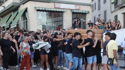 Los vecinos de Íllora se despiden el martes 16 de agosto del joven de 19 años fallecido este lunes.