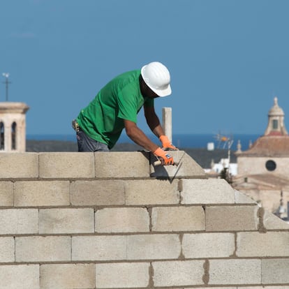 El coste por hora trabajada crece un 5,4% anual en el tercer trimestre
