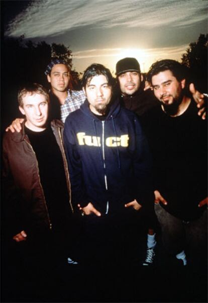 Deftones en una foto de promoción.