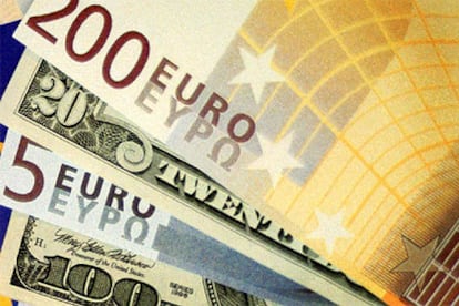 Los expertos recomiendan prudencia a la hora de endeudarse en una moneda distinta del euro.