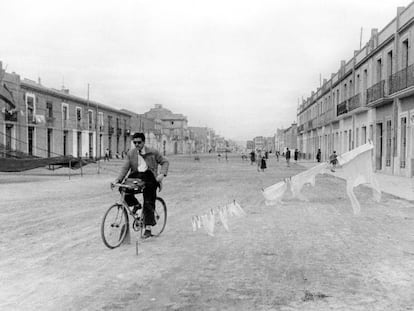 Fotografía tomada por Robert Frank en Valencia en los años 40.