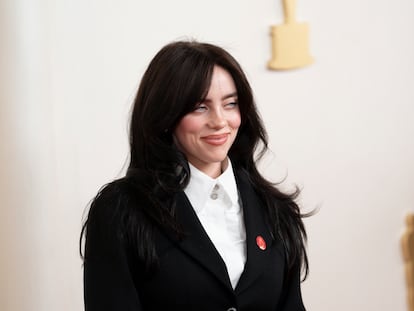 Billie Eilish en la última ceremonia de los Oscar, el 10 de marzo de 2024 en Los Ángeles, California.