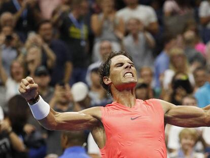 Nadal celebra su victoria contra Khachanov en Nueva York.