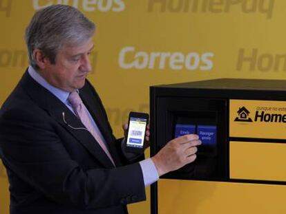 Javier Cuesta, presidente del Grupo Correos, durante la presentaci&oacute;n de HomePaq.