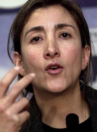 Imagen de archivo de la ex candidata colombiana Ingrid Betancourt, tomada en 2001