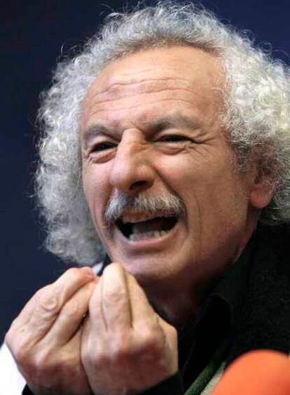 El actor Rafael Alvarez 'El Brujo', durante la presentación de <i>El Contrabajo</i>.