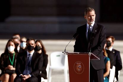 Felipe VI, durante su discurso en el patio de la Armería del palacio Real.