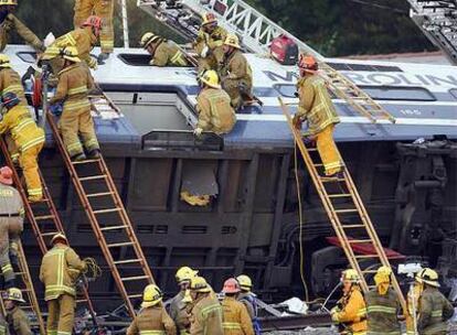 Imagen de televisión del choque de trenes en el Valle de San Fernando