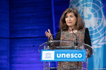 Gabriela Ramos,  subdirectora general de Ciencias Sociales y Humanas de la UNESCO, durante la conferencia en París.