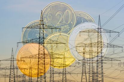 Extra Energía 27-02-22 Digital Composing, overhead power lines, power pylons, high voltage pylons, euro coins, symbol image for electricity costs, Baden-Wuerttemberg, Germany