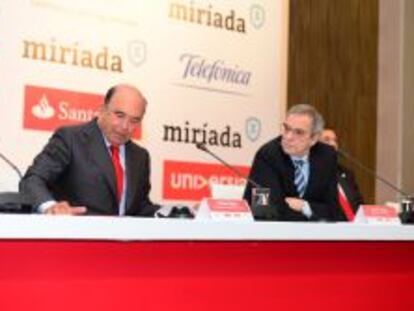 Emilio Bot&iacute;n, presidente de Banco Santander, y C&eacute;sar Alierta, presidente de Telef&oacute;nica, en R&iacute;o de Janeiro.