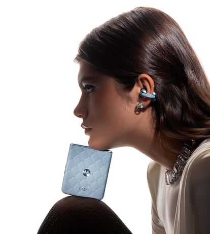 Nuevo móvil Motorola Razr 60 Swarovski