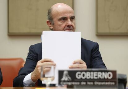 El ministro de Econom&iacute;a espa&ntilde;ol, Luis de Guindos.