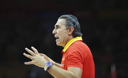 Sergio Scariolo, durante el partido ante Serbia en el Mundial de China.