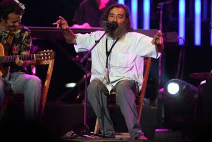 Roberto González (derecha) durante un concierto en Málaga en 2008.