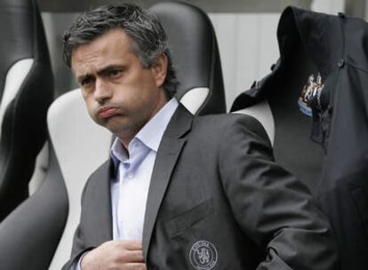 Mourinho, en el banquillo del Chelsea