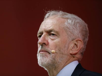 El líder del Partido Laborista, Jeremy Corbyn, este viernes en Lisboa, en la reunión de los Partidos Socialistas Europeos