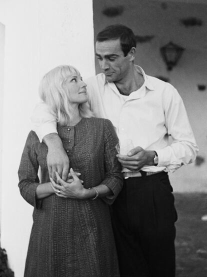 Sean Connery y Diane Cilento en su luna de miel en Marbella.