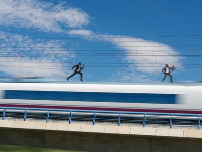 Renfe prohibirá las persecuciones por el techo de sus trenes