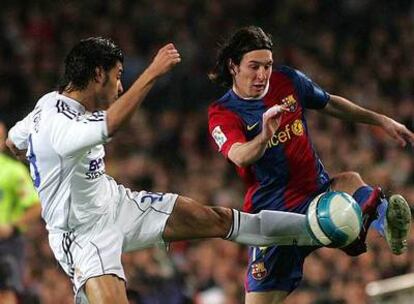 Imagen de un partido entre el Real Madrid y el Barcelona.