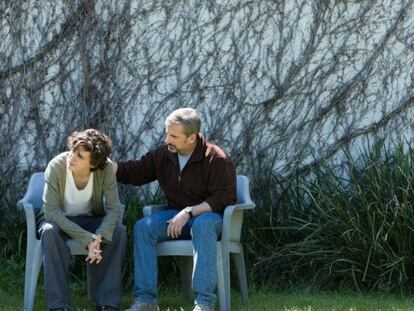 Timothée Chalamet (izquierda) y Steve Carell, en 'Beautiful Boy'.