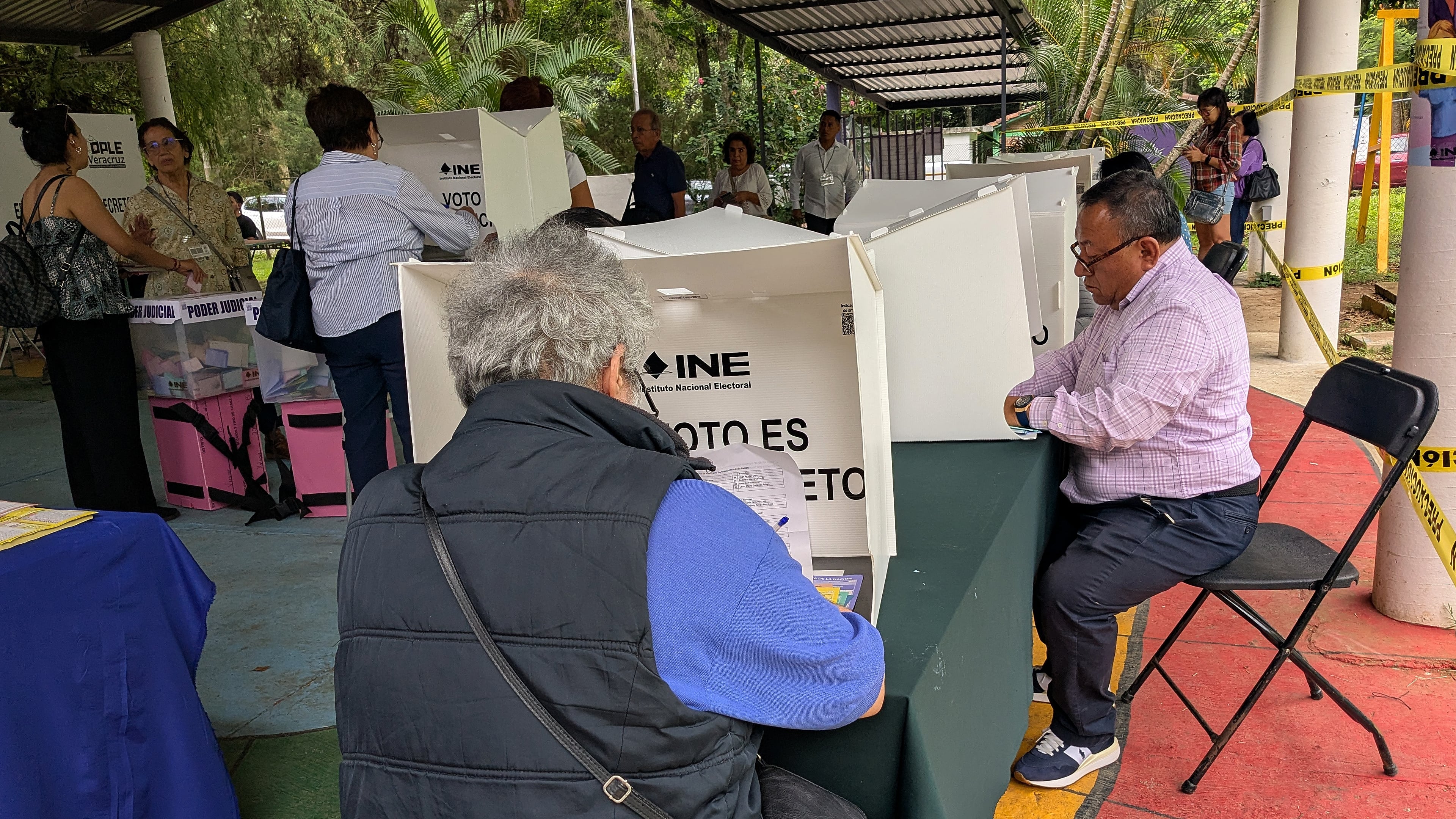 El sistema de cómputo de las elecciones judiciales en Veracruz colapsa y el Estado reiniciará el conteo de votos de forma manual