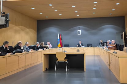 Juicio suspendido en la Audiencia de Las Palmas por la ausencia de dos de los tres magistrados que componen el tribunal y de la fiscal de Delitos Económicos de la provincia, este martes.