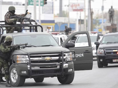 Militares, en un enfrentamiento en Saltillo, en 2011.