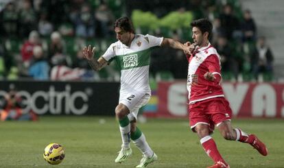 Damián Suárez ante Bueno.