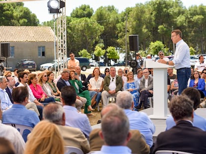 El presidente del PP, Alberto Núñez Feijóo, este sábado durante la clausura de un acto sectorial en Gimenells (Lleida) sobre sistema agroalimentario y mundo rural.