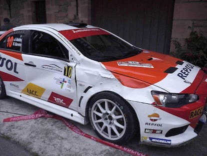 El coche del Rally de Cantabria causante del accidente.