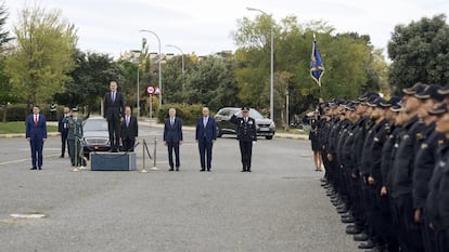 El rey Felipe VI inauguró este lunes el Centro Universitario de Formación de la Policía Nacional en Ávila con la asistencia del ministro del Interior, Fernando Grande-Marlaska.