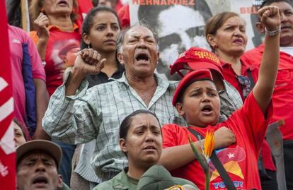 Simpatizantes do chavismo nesta sexta-feira em Caracas.