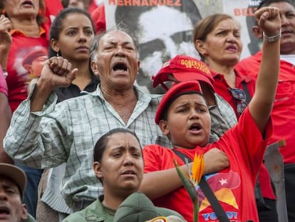 Simpatizantes do chavismo nesta sexta-feira em Caracas.