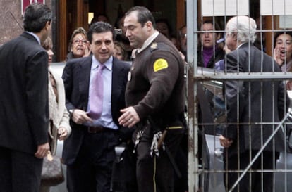 Former Balearic regional premier Jaume Matas leaving a Palma courthouse after Calatrava gave testimony.