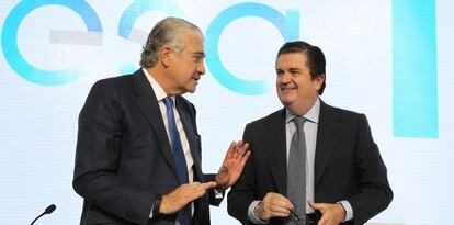 Jos&eacute; Bogas, consejero delegado de Endesa y el presidente, Borja Prado. 