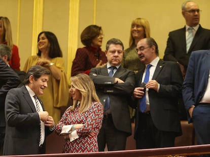 Desde la izquierda, Javier Fernández, Susana Díaz, Emiliano García-Page y Javier Lambán, en el Congreso de los Diputados.