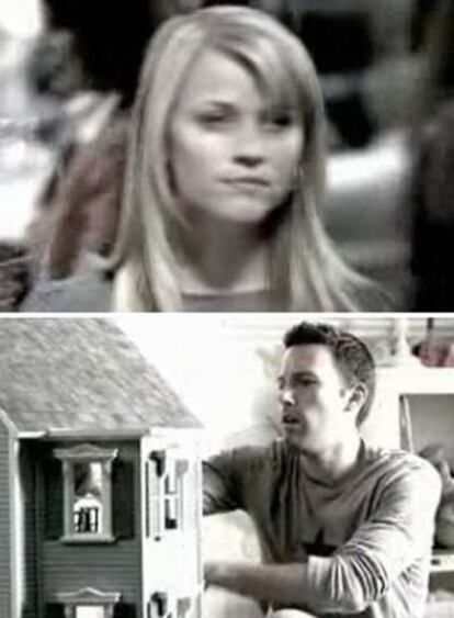 Reese Witherspoon y Ben Affleck, en los anuncios.