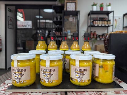 Mostaza picante para sándwiches o marinados en Spicy Honneys