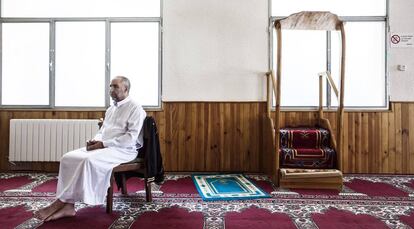 The Annour mosque in Ripoll where the Imam Es Satty preached and radicalized a group of young Muslim men. He has been replaced by Mohamed el Oncre, 61, a construction worker who earns €200 for clerical duties.
