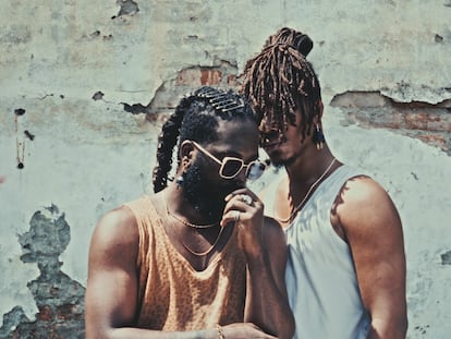 El dúo de dos hermanos de Cali, Dawer X Damper, busca resignificar la música urbana con el afrofuturismo.