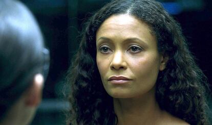 Thandie Newton

¿Quién fue? A principios de siglo encadenó papeles revelantes en Misión: Imposible 2 y Crash, que le otorgó el Bafta a mejor actriz de reparto.

¿Quién es ahora? Cuando su trayectoria parecida amortizada, lo nuevo de HBO, Westworld, acaba de recuperarla para la causa. Y su papel es clave.