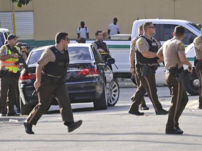 Operativo tras el tiroteo de este lunes en Miami.