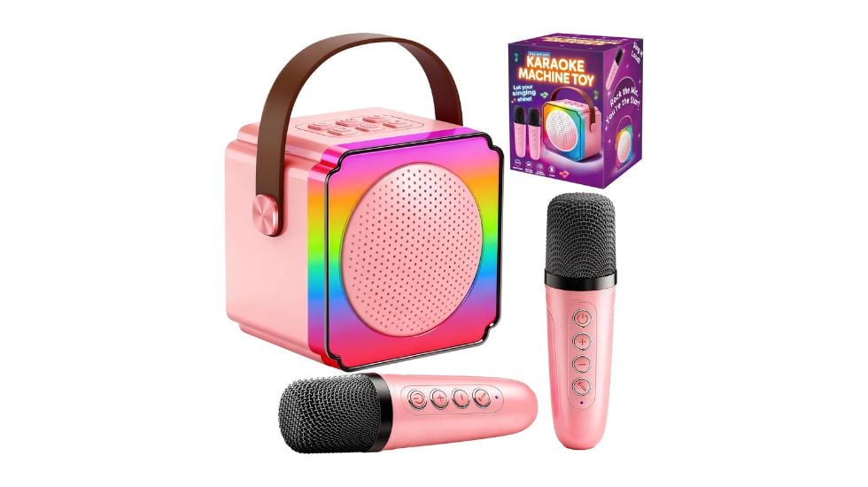 Karaoke con dos micrófonos.