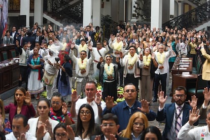 Ceremonia previa a una sesión del Tribunal Superior de Justicia del Estado de México, en Toluca, el 11 de agosto.