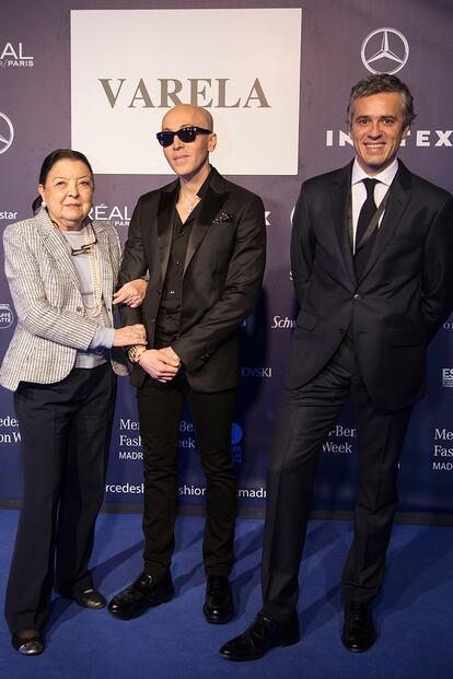 Junto a Felipe Varela y Jacobo Varela en 2016. Fue el año en el que el que su marca regresó a la Mercedes-Benz Madrid Fashion Week tras un cambio de imagen y años de ausencia, coincidiendo con la celebración de sus 20 años en el mundo de la moda.