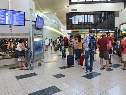 La 'movida' entre AENA y WDFG afecta a las franquicias en aeropuertos