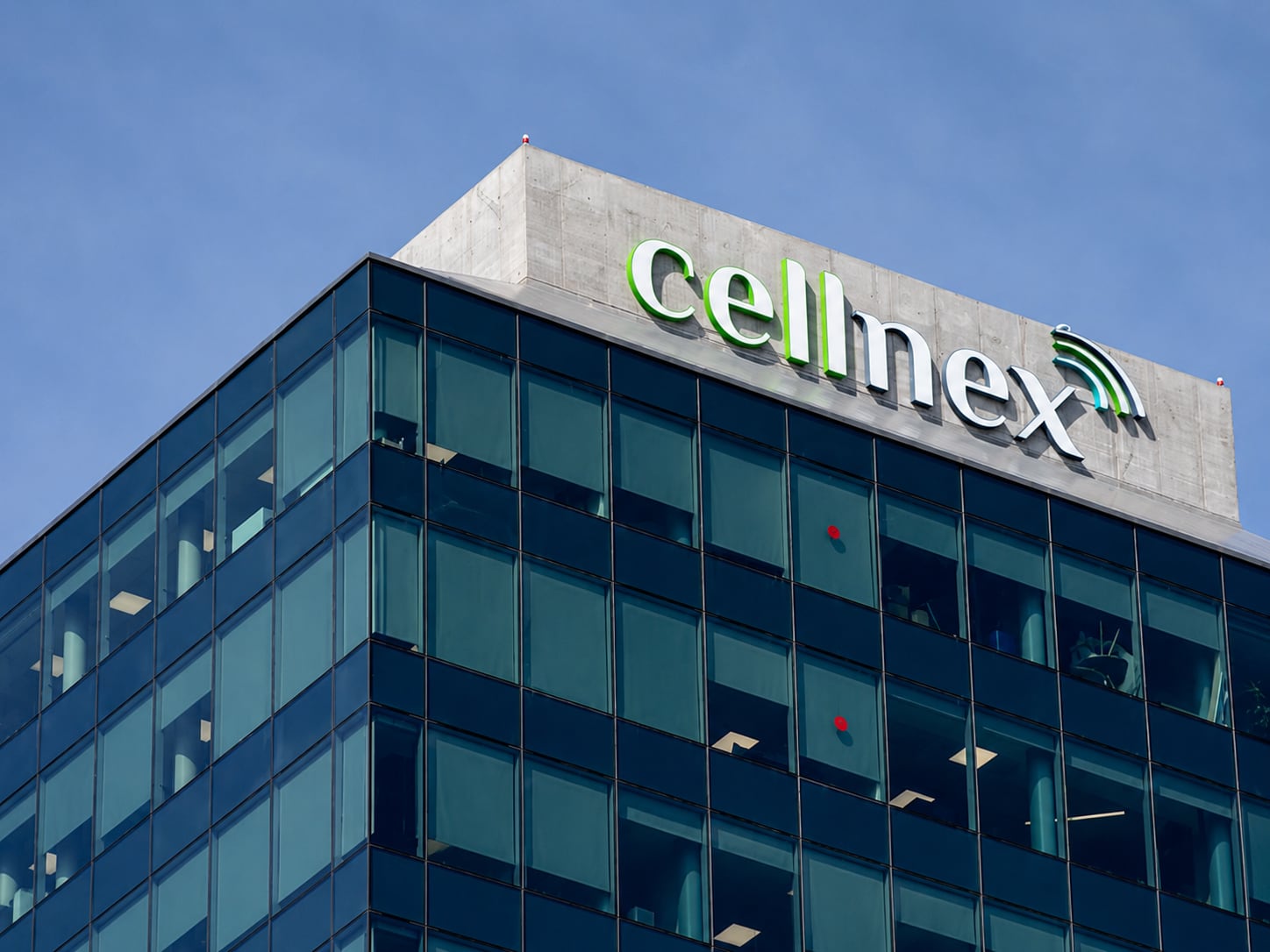 Cellnex finaliza su programa de recompra de acciones tras invertir 500 millones 