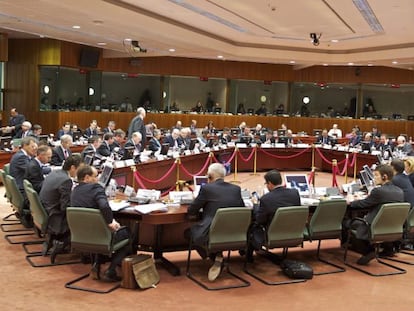 Fotograf&iacute;a facilitada por el Gobierno de Irlanda de la reuni&oacute;n informal de los ministros de Econom&iacute;a y Finanzas de la Uni&oacute;n Europea (Ecofin) en Dubl&iacute;n (Irlanda).