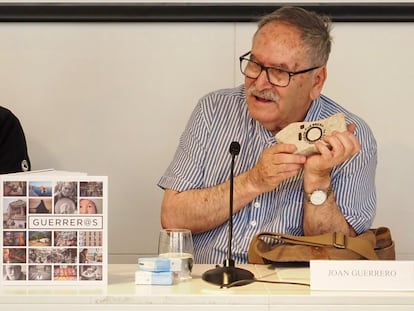 El fotógrafo Joan Guerrero, en la presentación del libro 'Guerreros'.